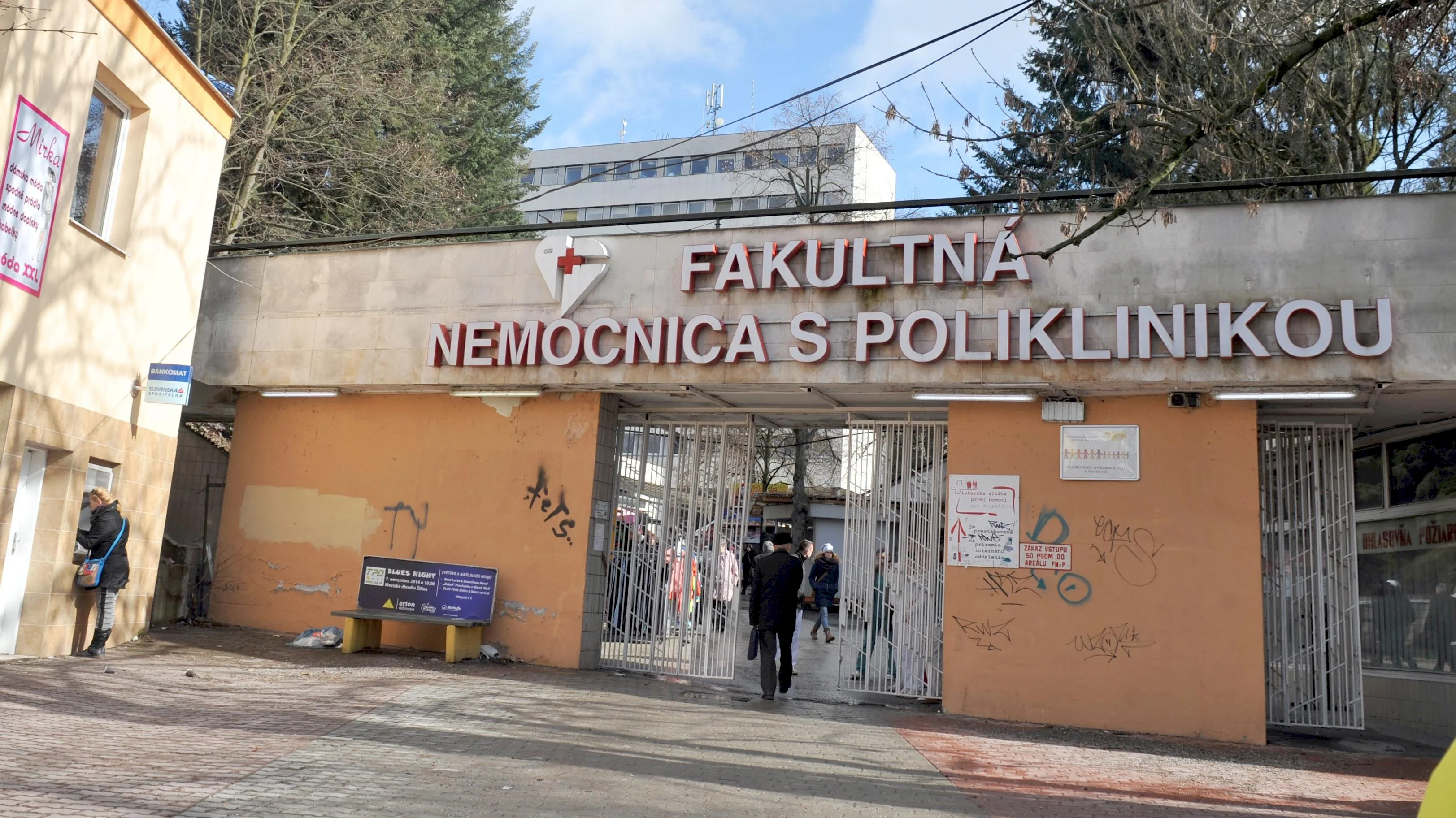 Poslanec Uhliarik: Situácia v žilinskej nemocnici je naďalej vážna