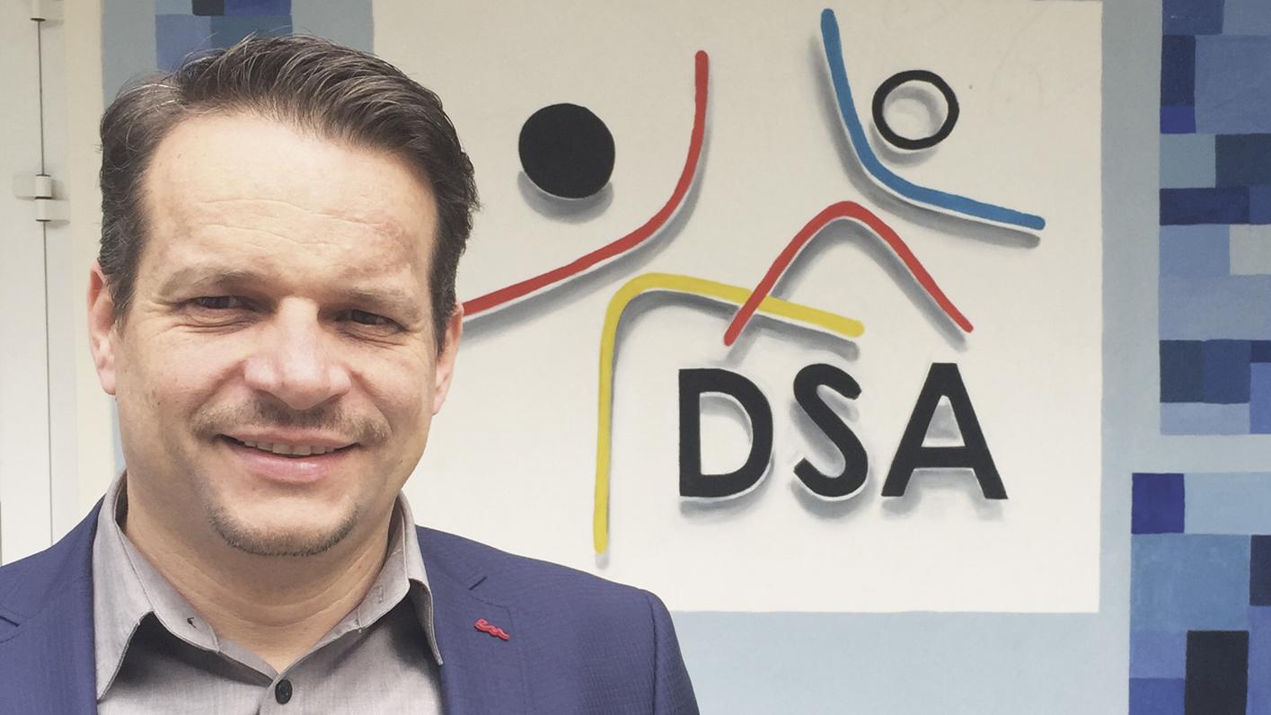 Marek Nikel: Nevyberáme školné a ponúkame pridanú hodnotu