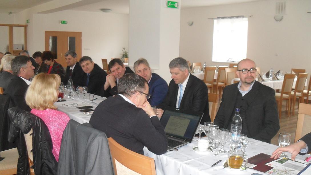 Bez vybudovania cestných komunikácií je rozvoj regiónu nemysliteľný
