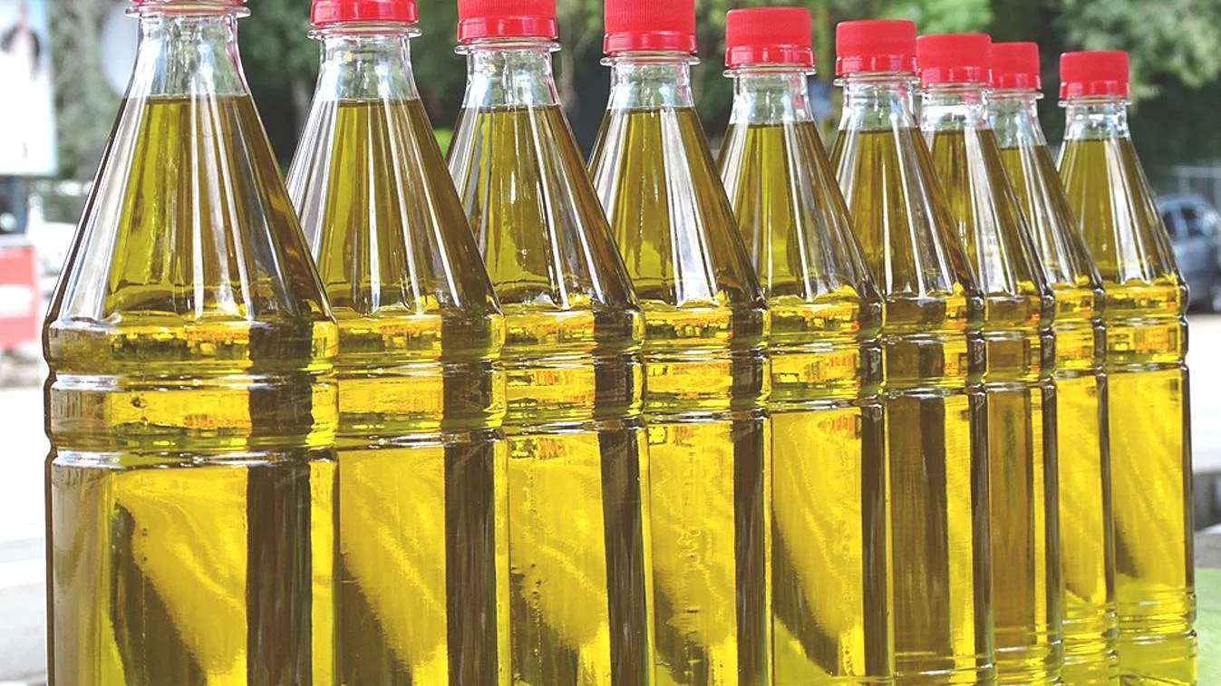 Tak sa na Slovensku zbiera použitý kuchynský olej z domácností
