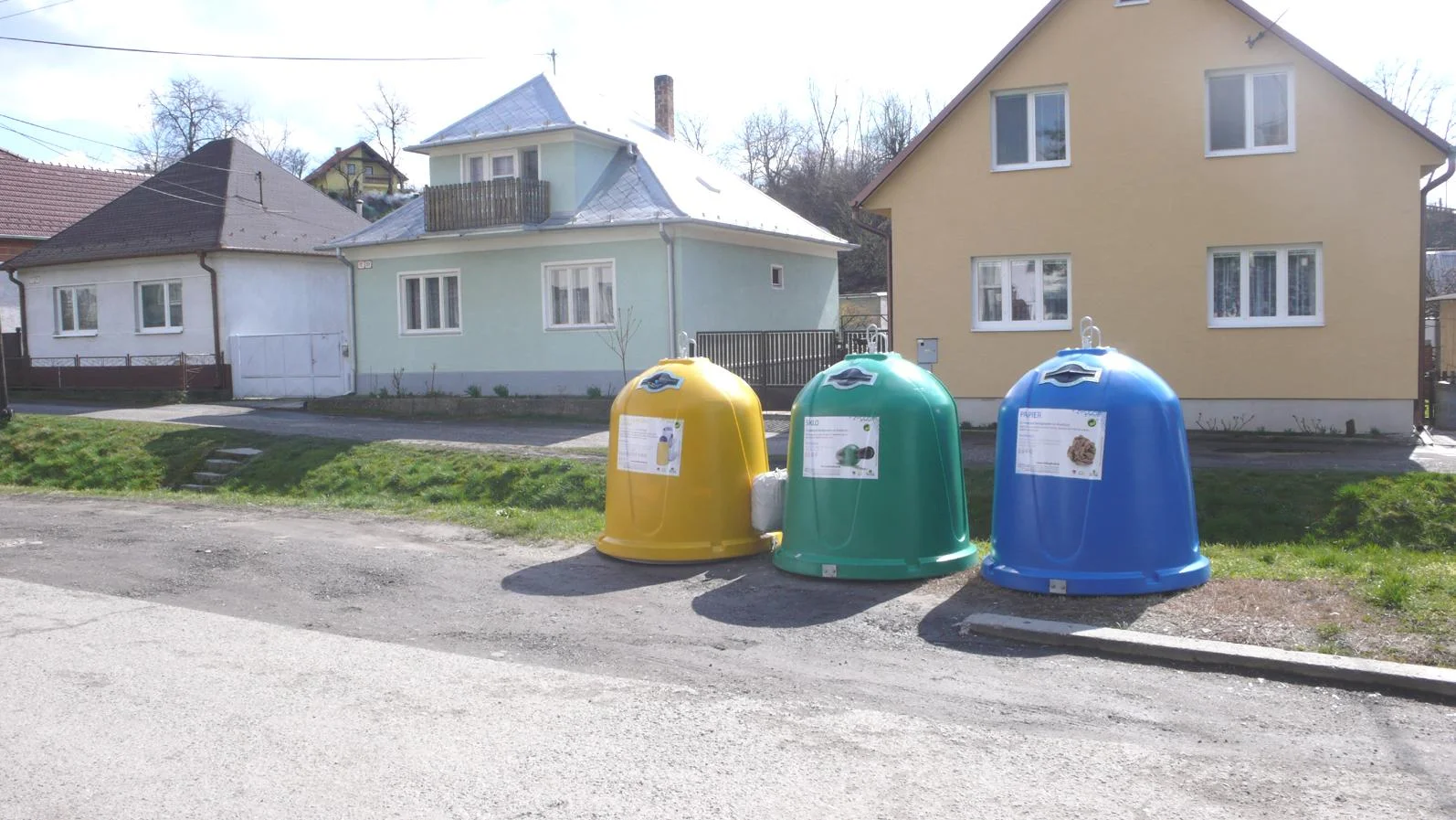 Čo bude s obcami a mestami, ktorým OZV vypovedali zmluvy?
