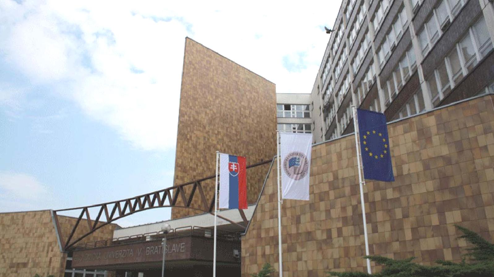 Vzdelávací program "TOP manažment samosprávy"