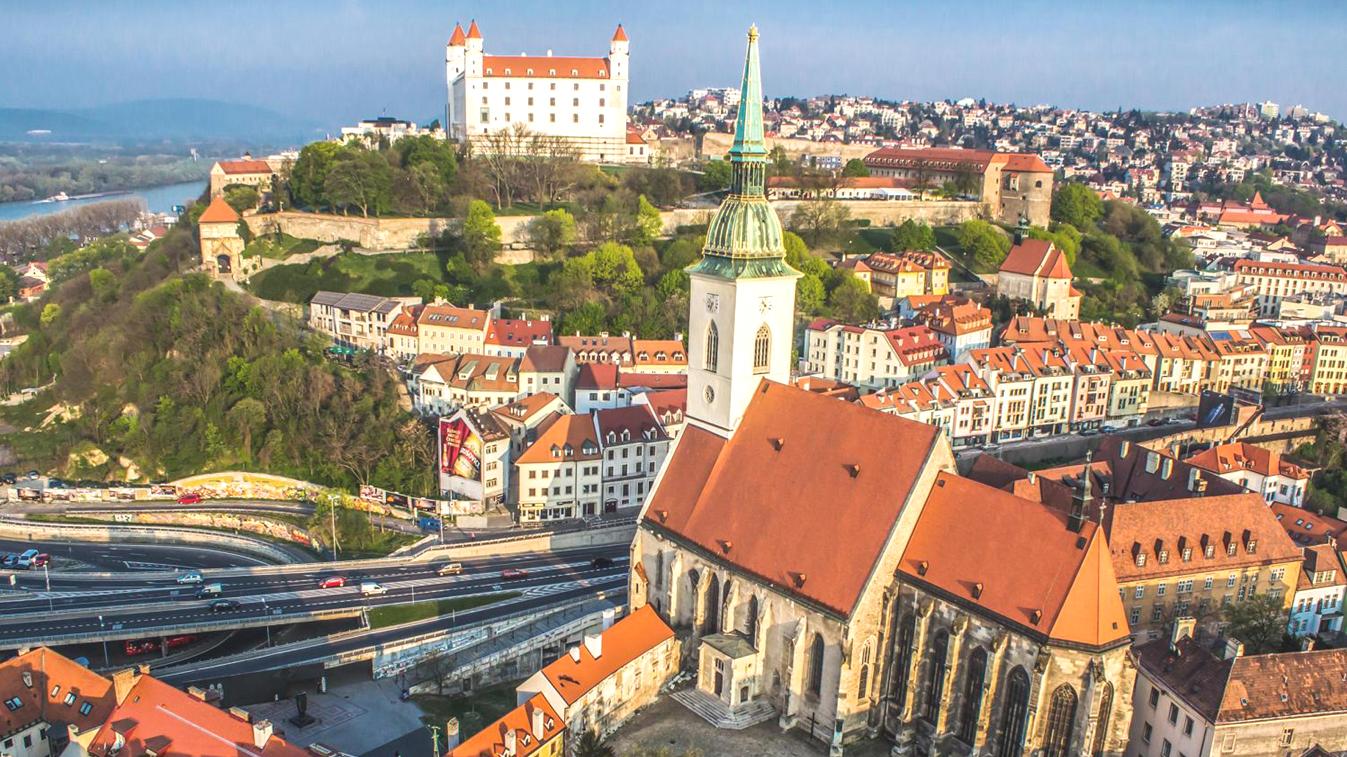 Bratislava háji záujmy svojich občanov a bráni mestský majetok
