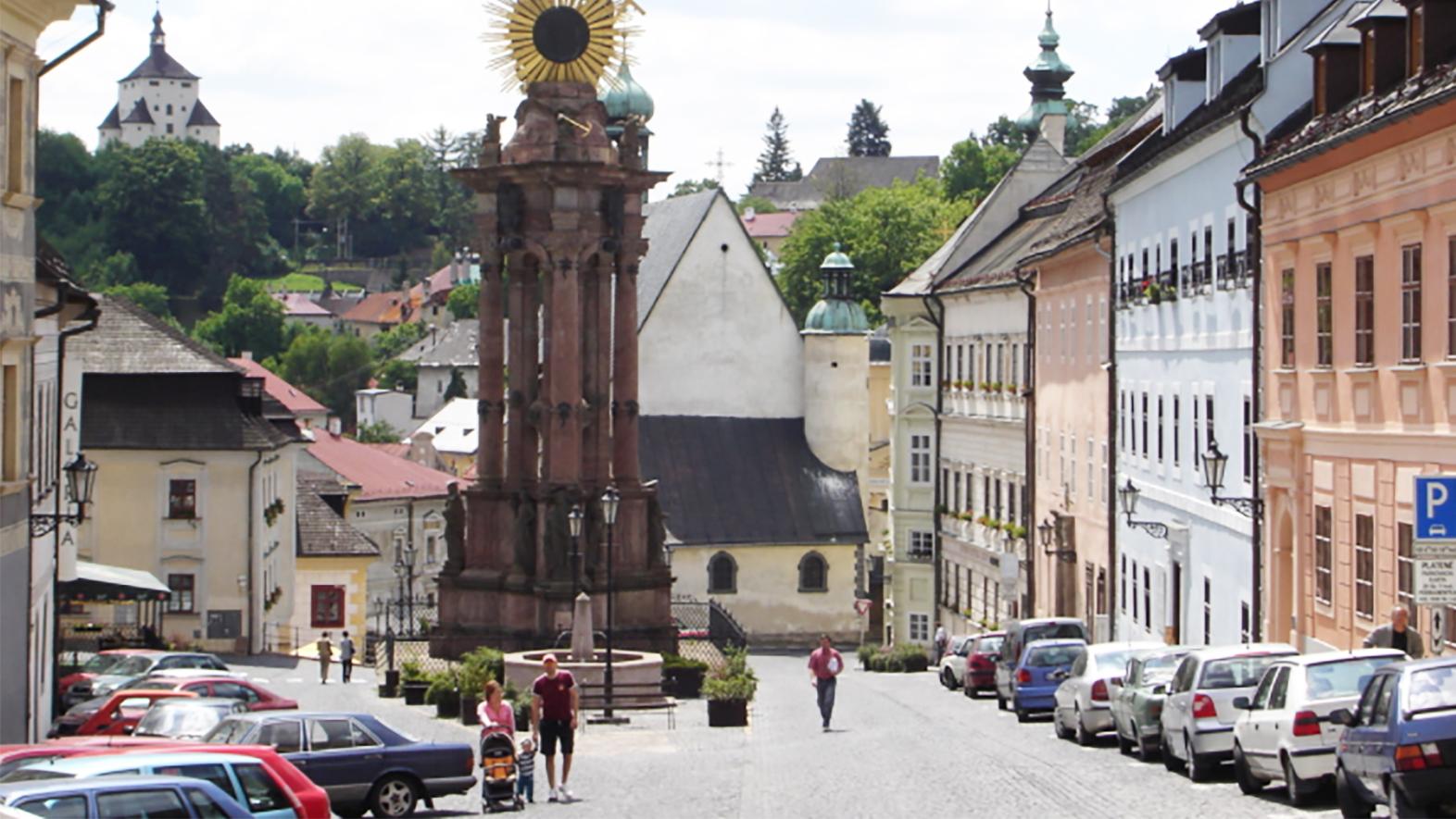 Ako si Banská Štiavnica poradila s podnikateľmi. Tí využívali kontajnery občanov