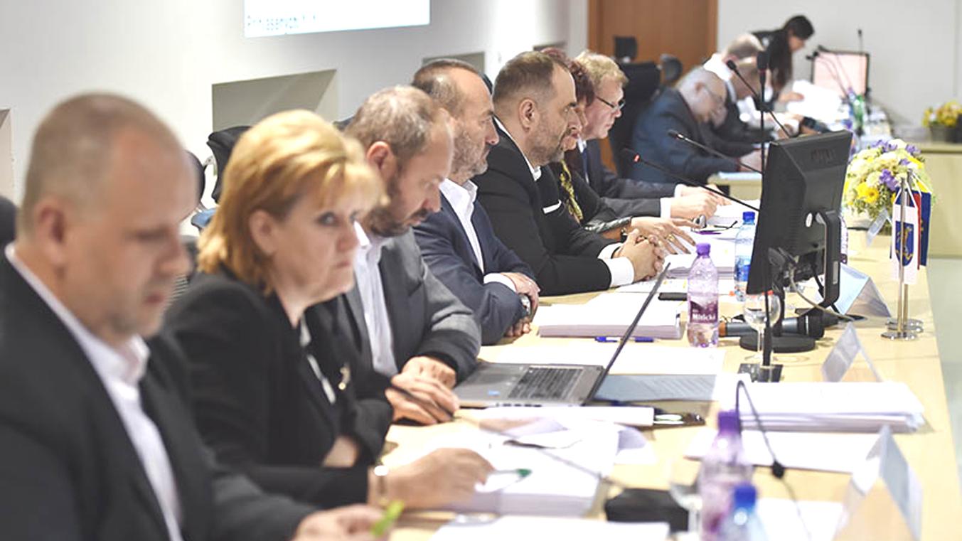 Kraj hospodáril s vysokou rezervou