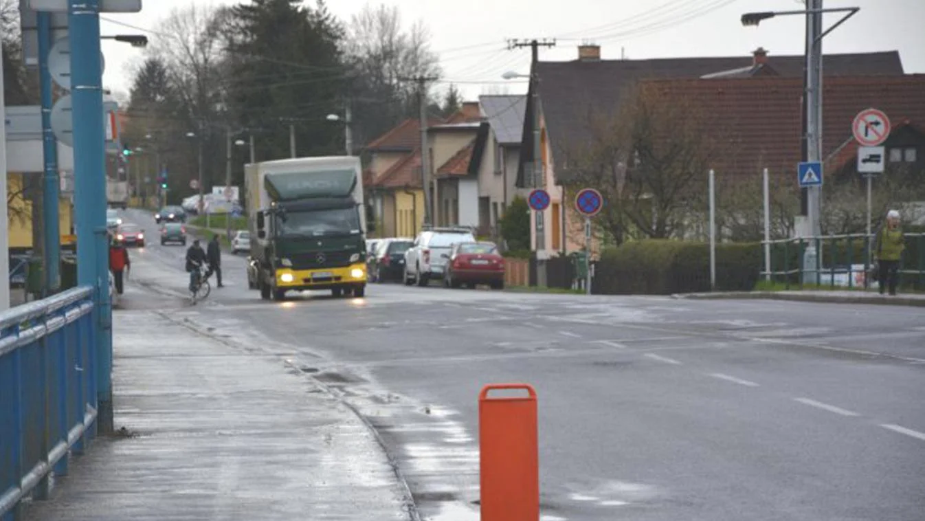 Radnica začala s rekonštrukciou ciest a chodníkov