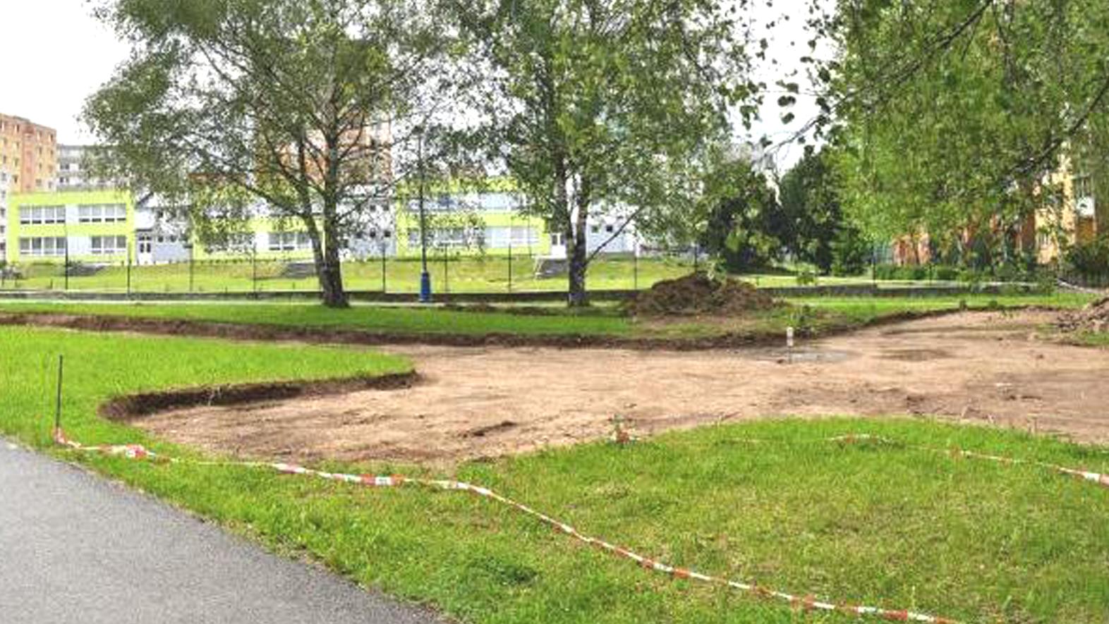 Na sídlisku Juh v Poprade začali stavať workout park