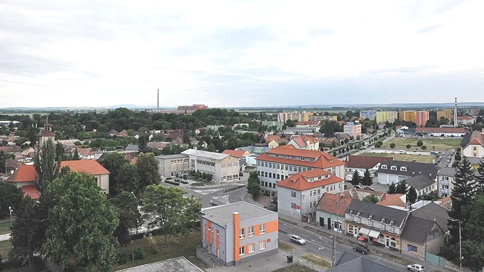 Mesto  Želiezovce rieši havarijný stav sociálnych zariadení v budove štadióna