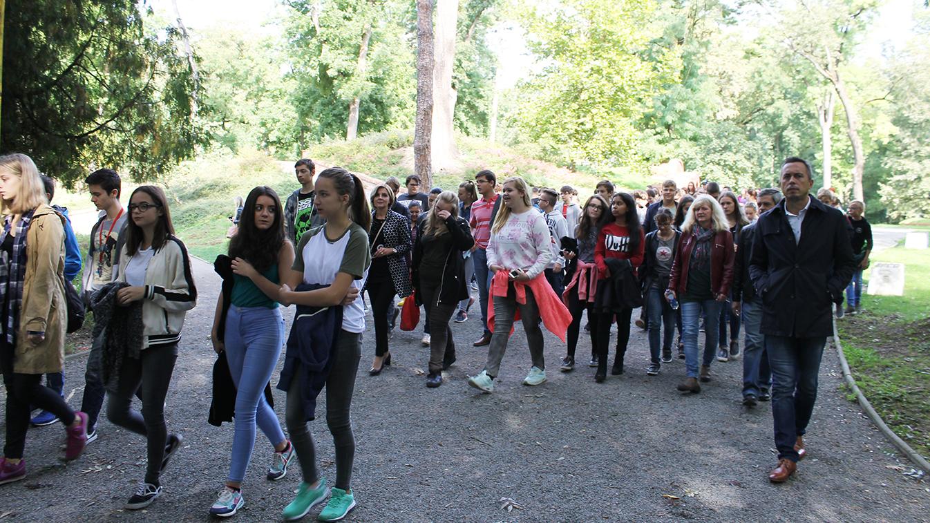 V Trebišove spoznávali krásy historického parku
