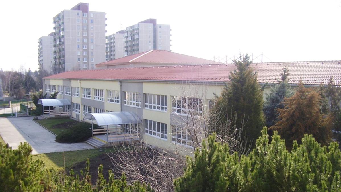 Zlučovanie základných škôl s materskými bude v Trnave pokračovať