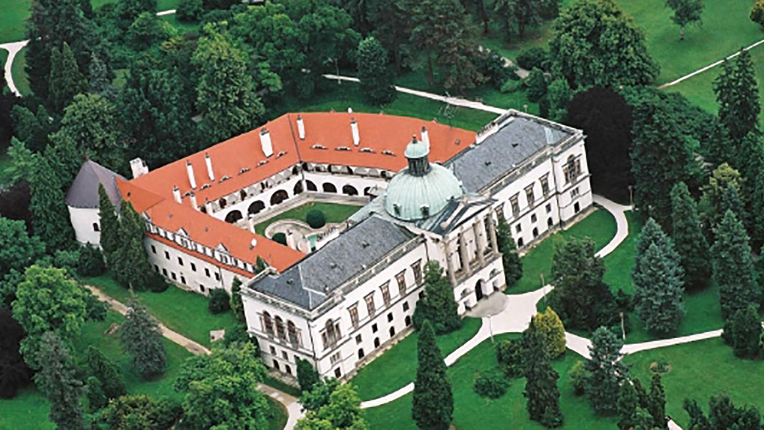 Lesy SR začali obnovu zámockého parku aj bez európskych fondov