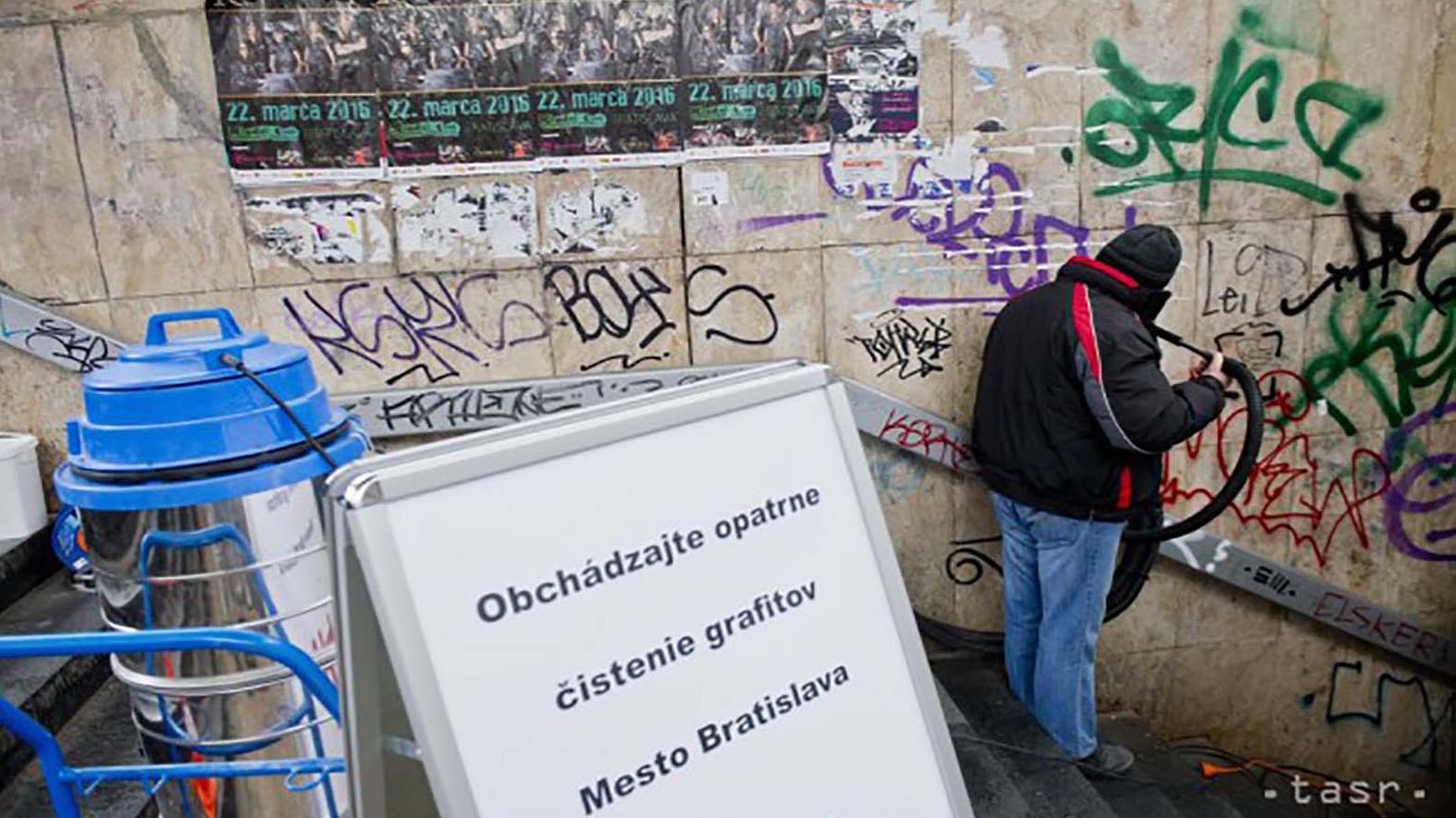 Hlavné mesto pokračuje v boji s nelegálnymi grafitmi