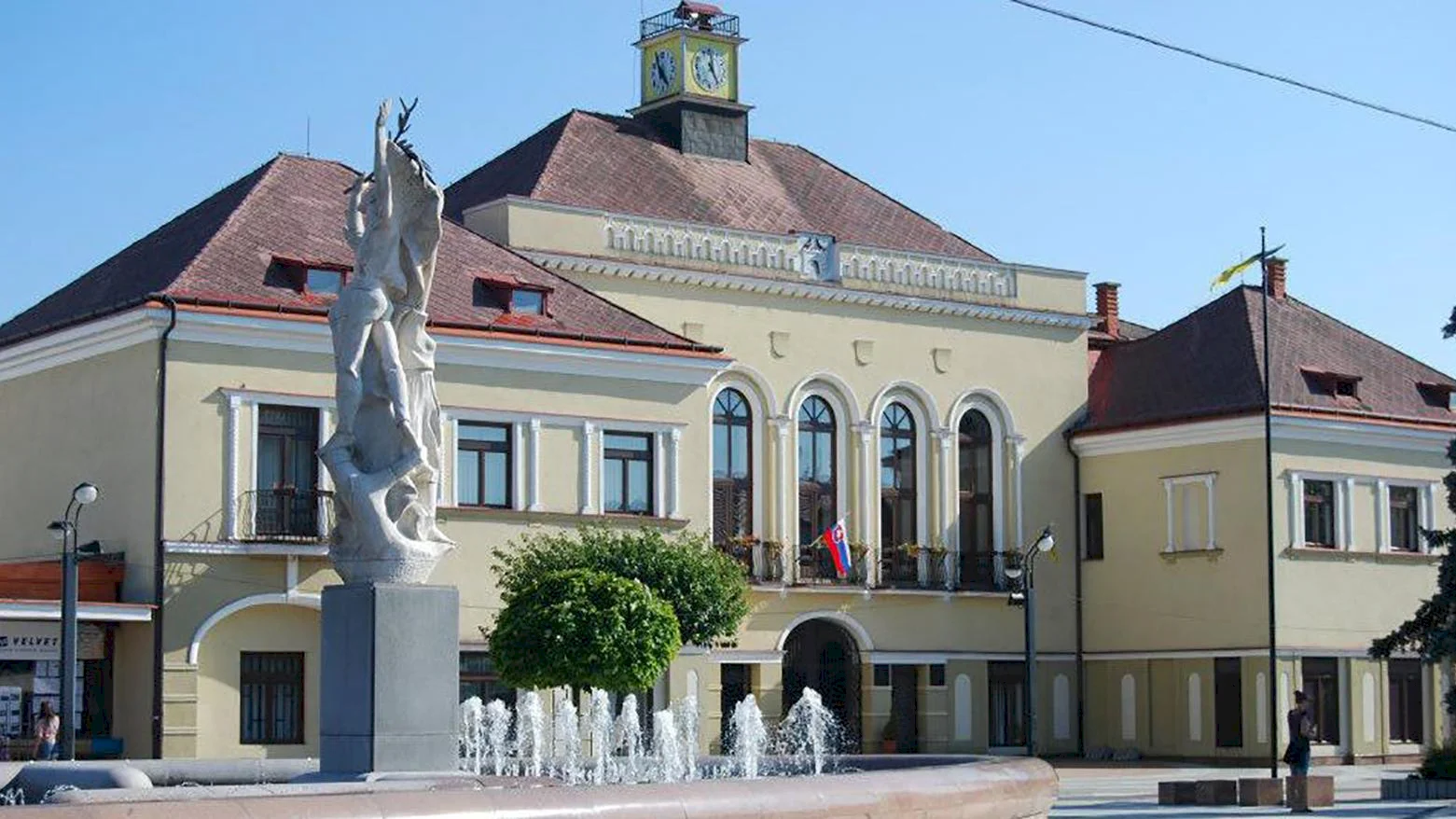 Obyvatelia v Michalovciach už môžu vybaviť viacero služieb na jednom mieste