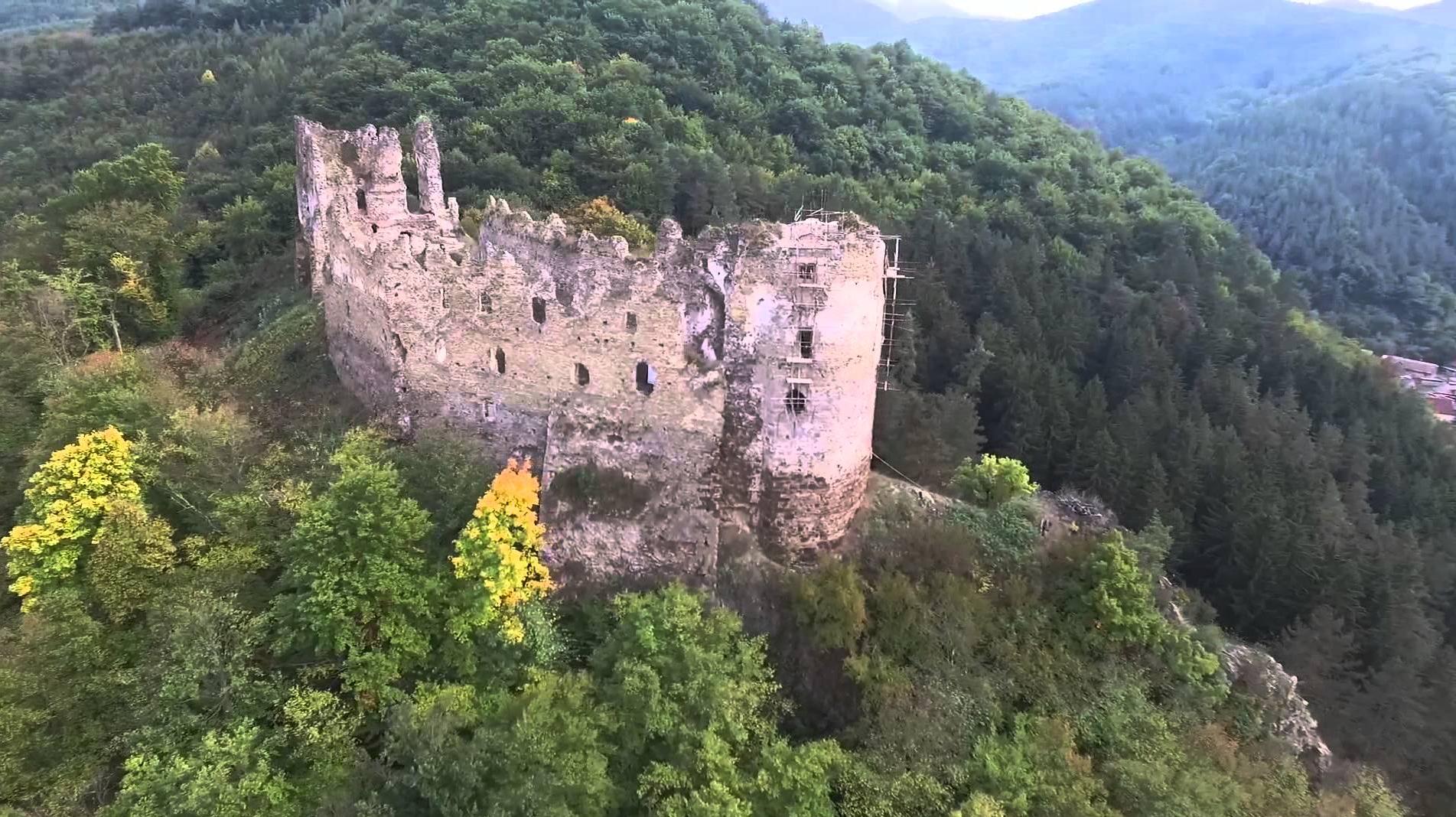 Na hrade Šášov vybudujú Čitáreň Richarda Kafku