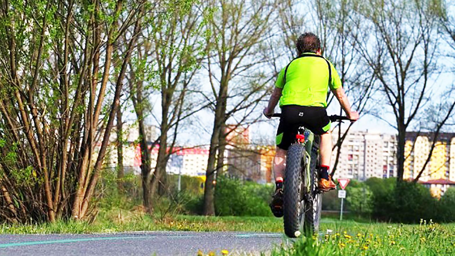 Samospráva hľadá firmu, ktorá vybuduje cyklochodník naprieč mestom
