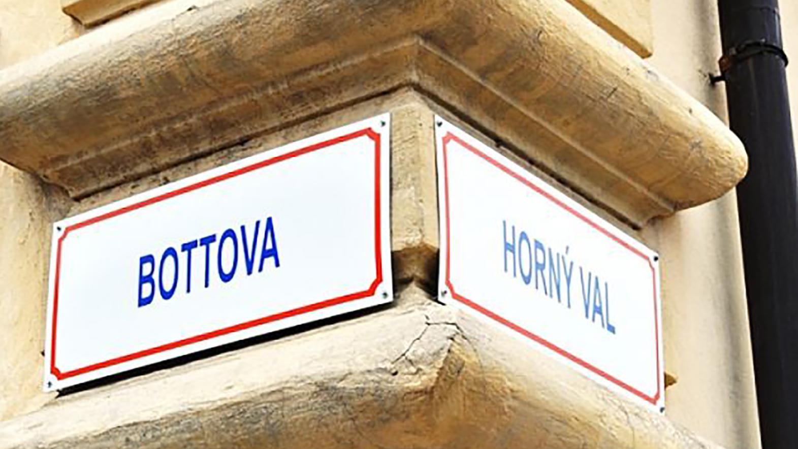 Poslanci budú rozhodovať o názvoch nových ulíc a ľadohodinách pre kluby