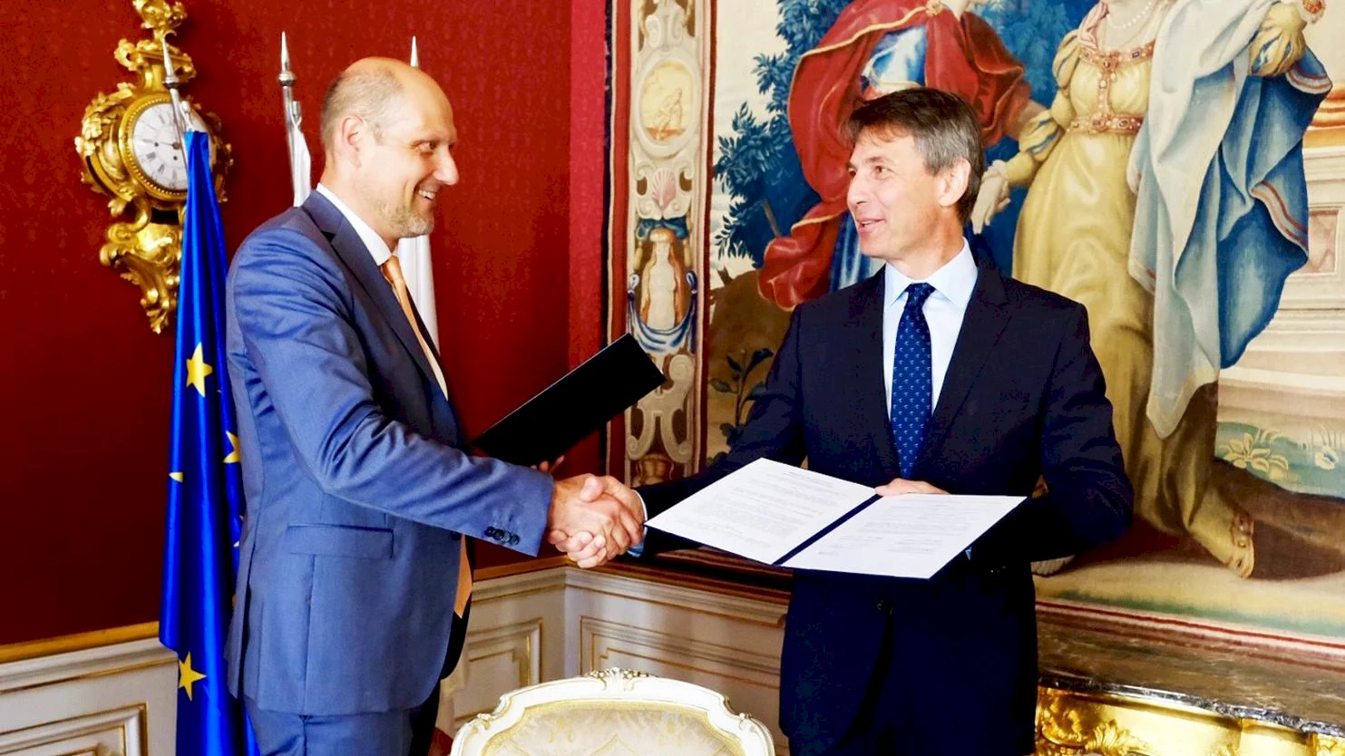 Mesto Bratislava a ZSE podpísali memorandum o spolupráci