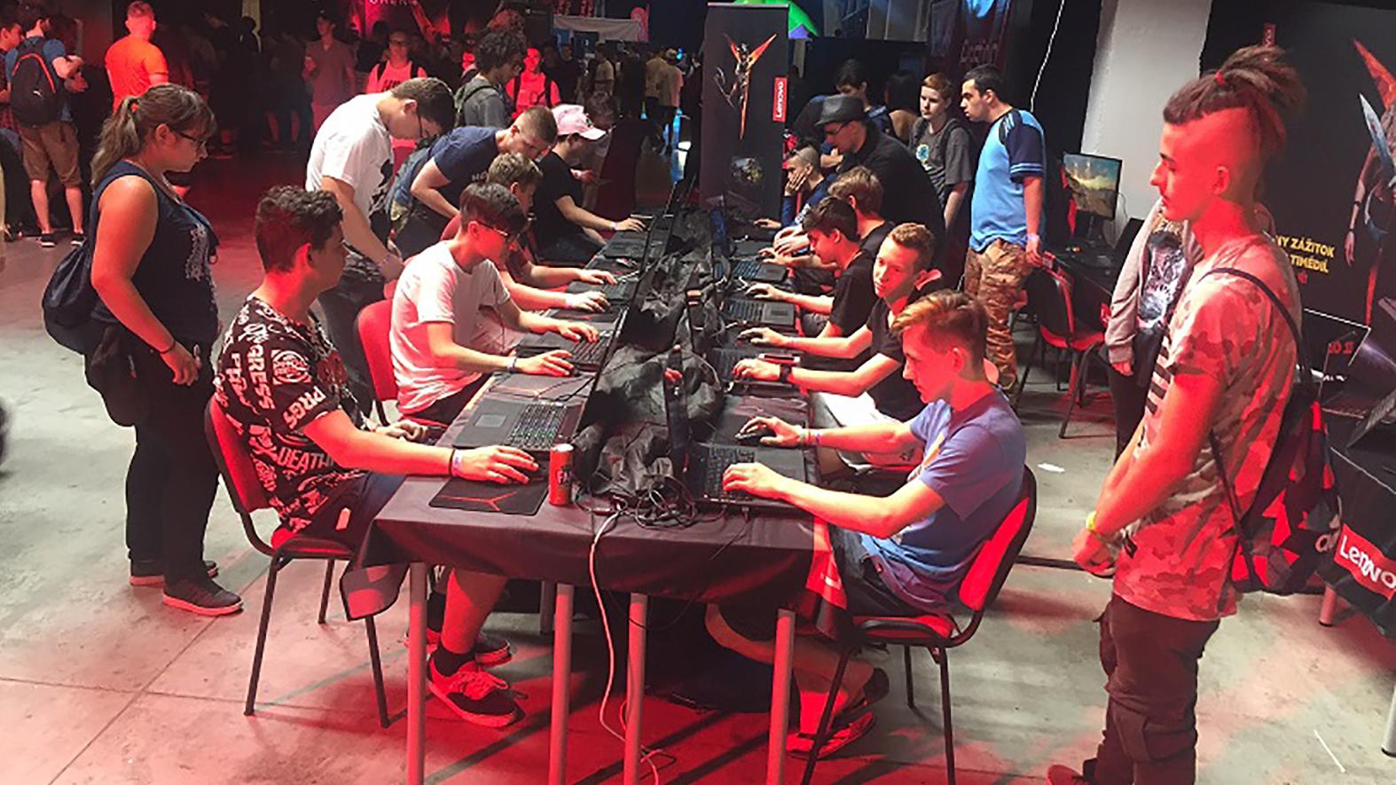 Prvý stredoškolský turnaj v elektronických športoch BSK eSports League