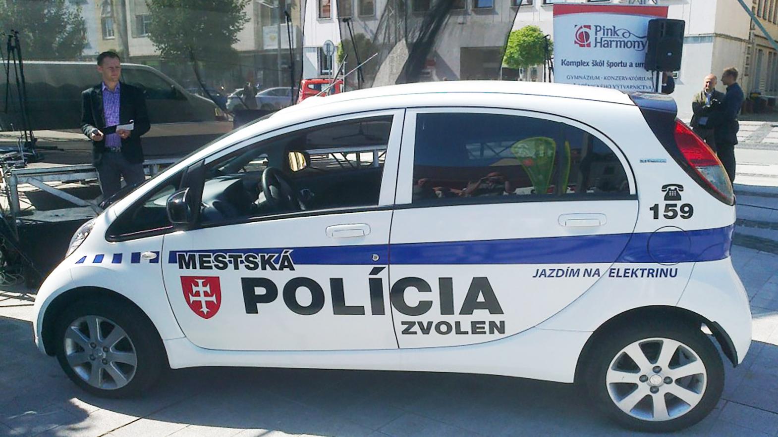 Samospráva Prievidze chce kúpiť elektromobil pre potreby mestskej polície