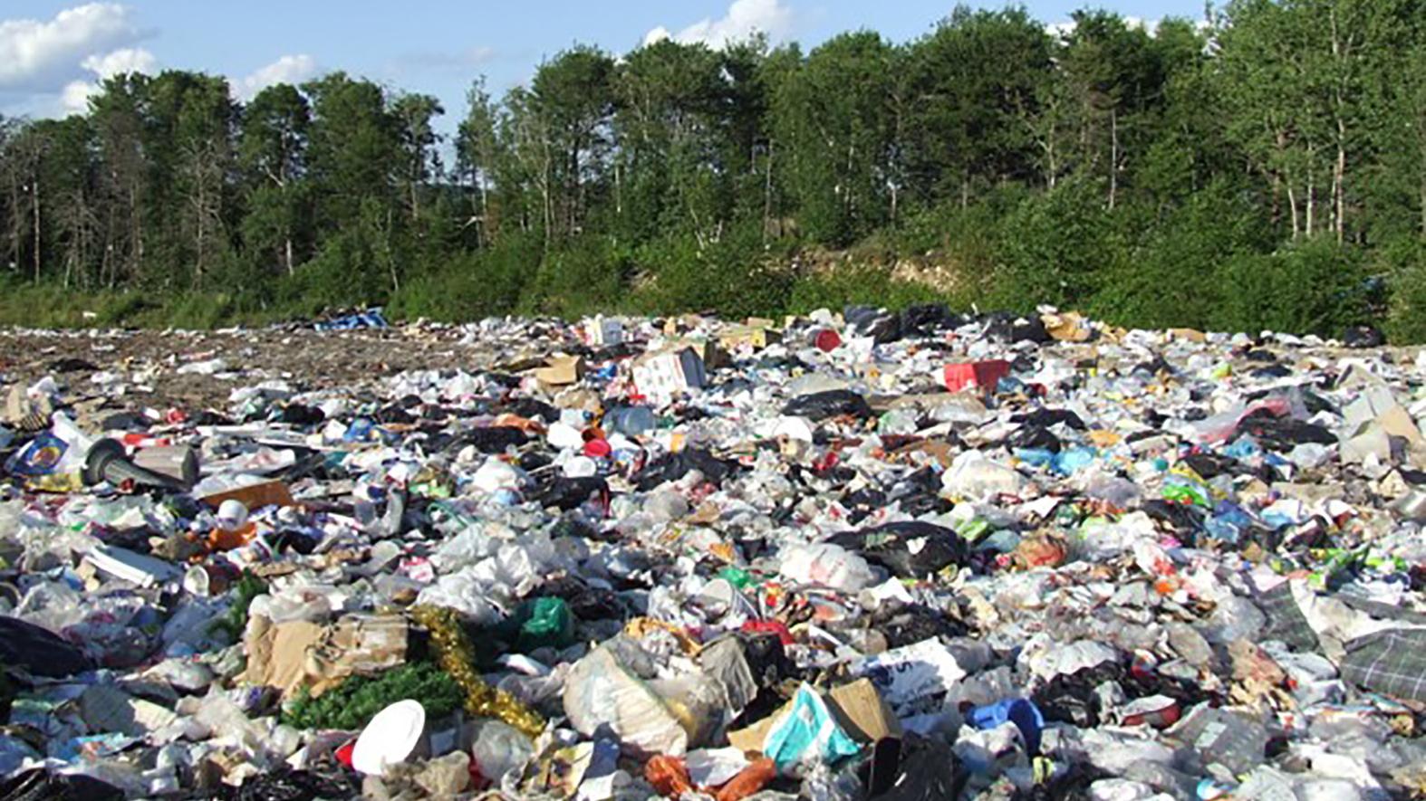 Odštartovali bánovské fotopasce obrat ochrany obcí pred čiernymi skládkami?