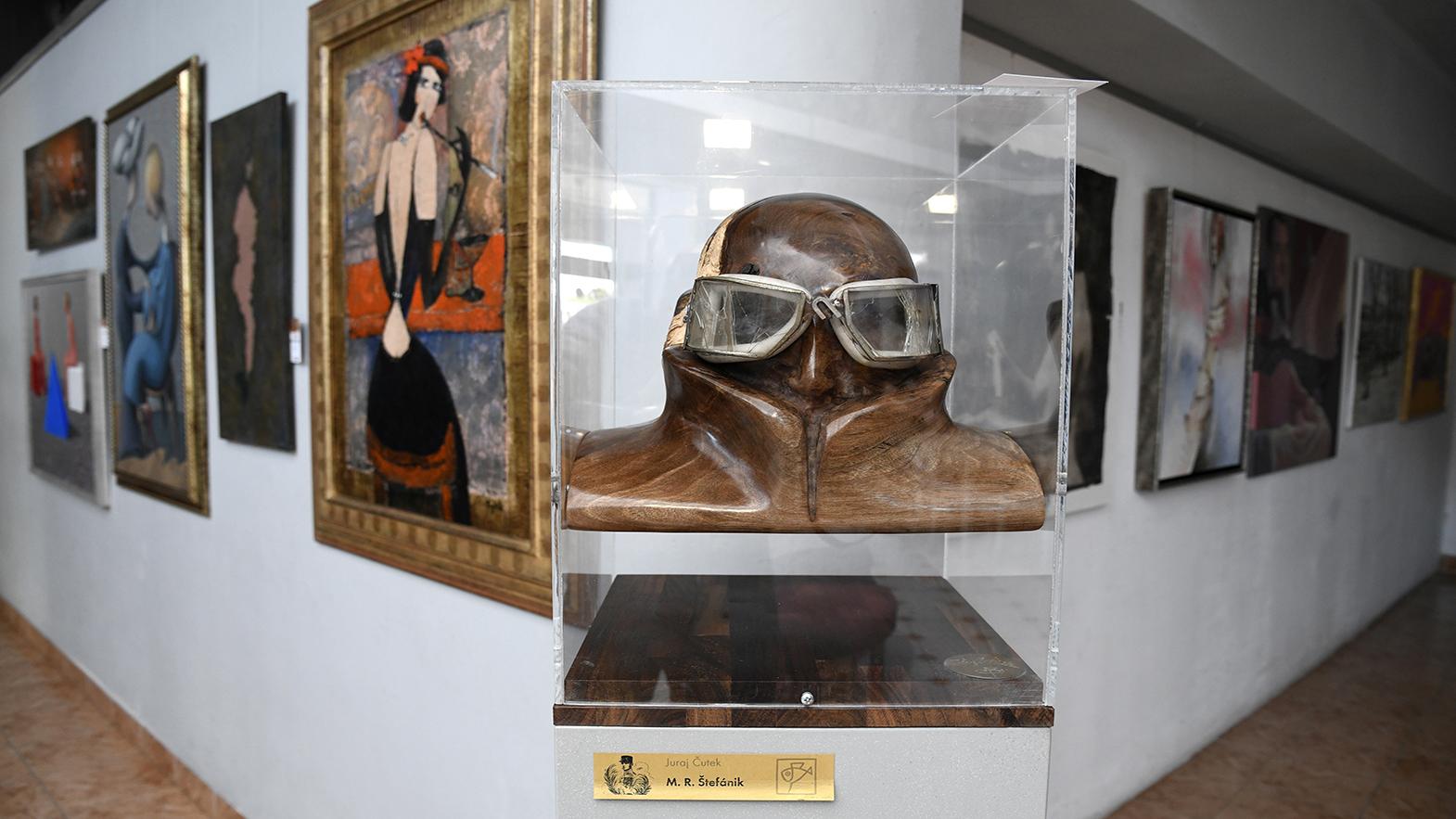 Výstava v Artgalérii v Prievidzi pripomína sté výročie vzniku ČSR  
