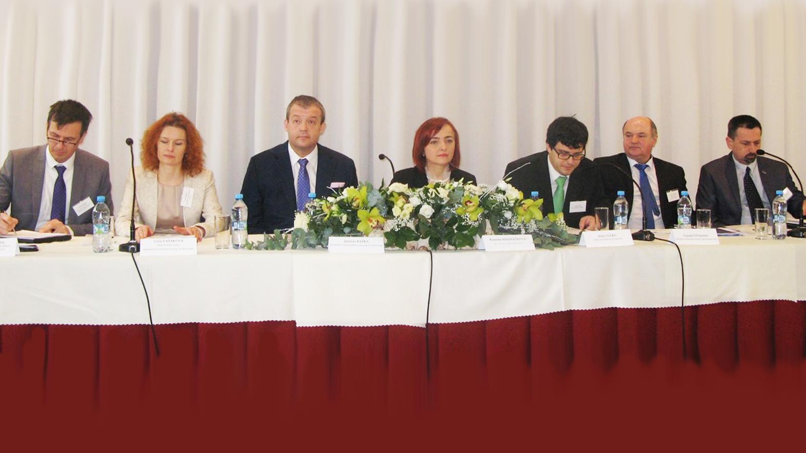 ZMO HN - štyri základné piliere transformácie hornej Nitry