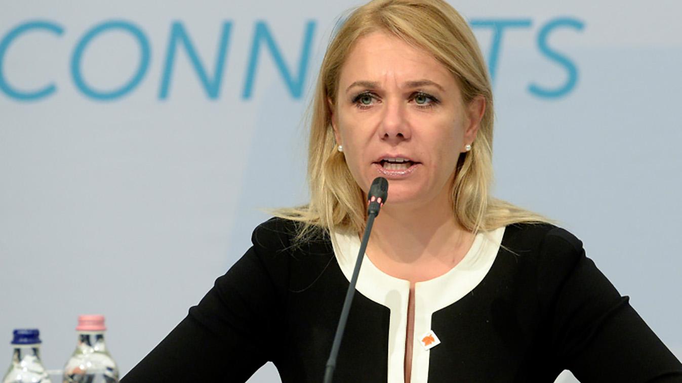 D.Saková:Obce majú dostať peniaze na obnovu požiarnych zbrojníc do konca októbra