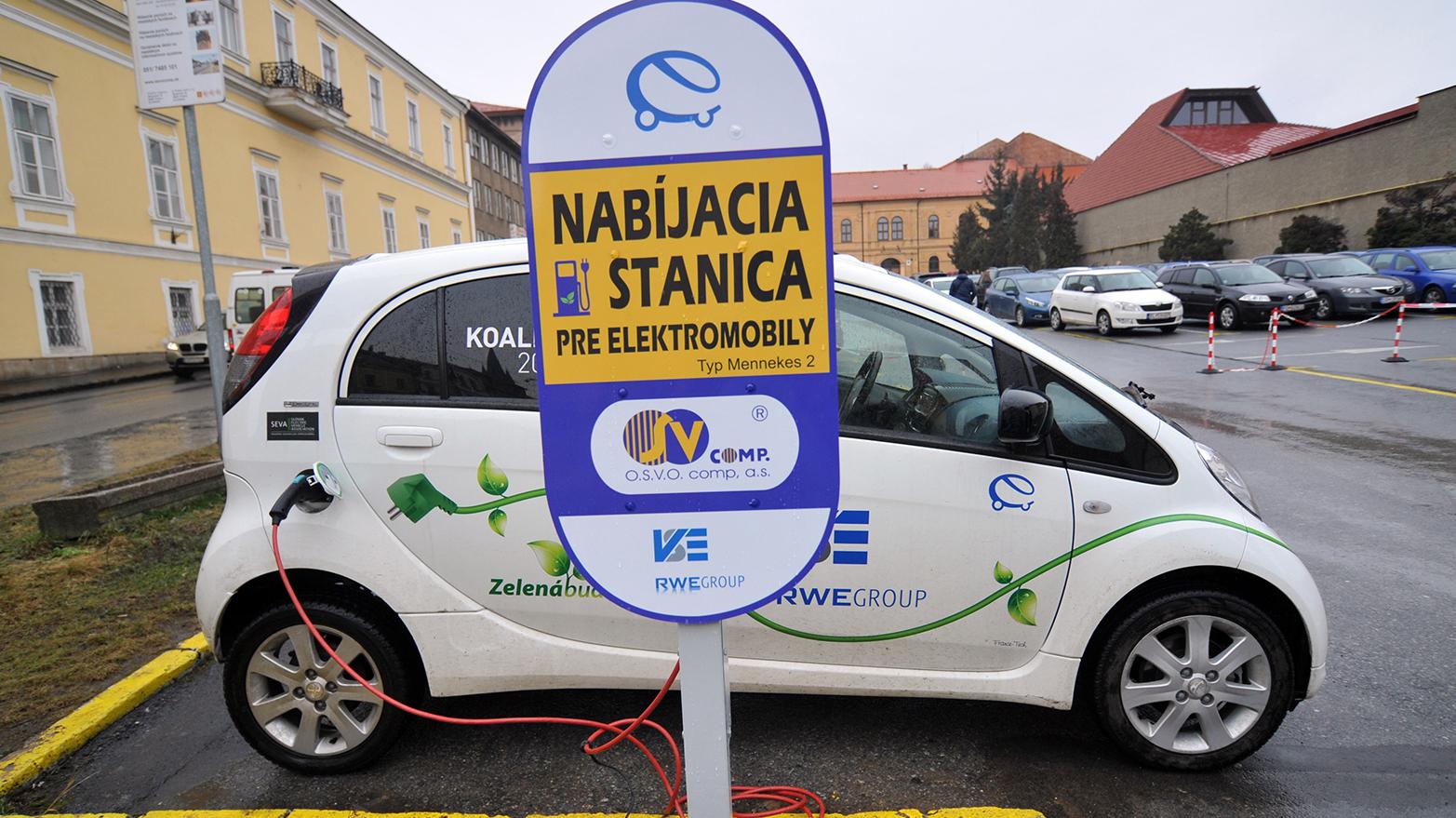 Štát chce podľa N. Kurillu podporiť elektromobilitu i výmenu kotlov