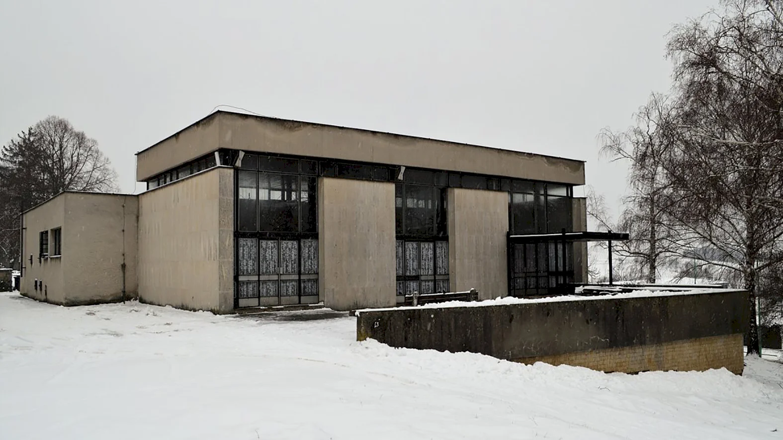 Obyvateľom okolitých obcí hrozí zdraženie pohrebov o 500 eur