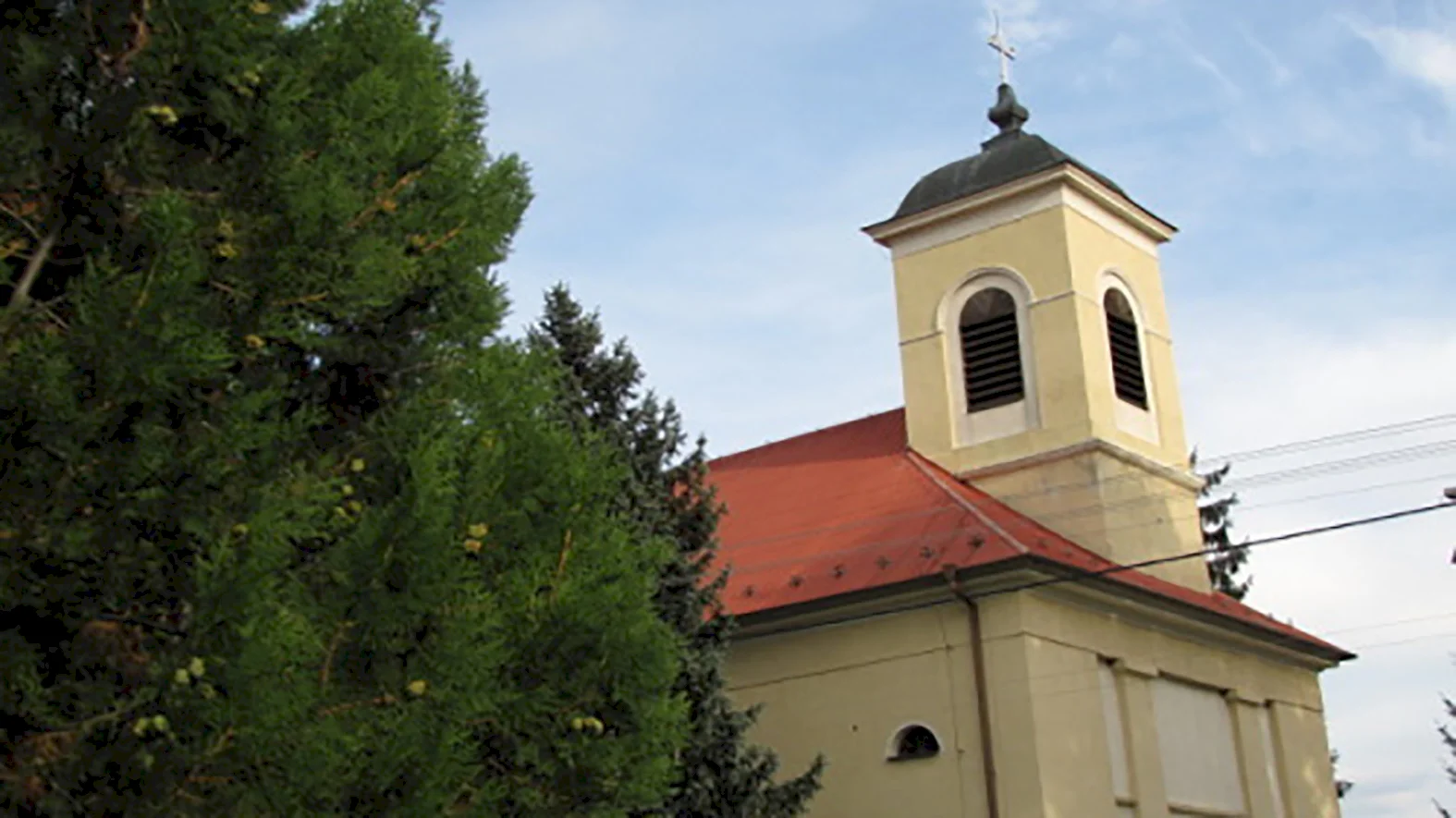 V Kráľovom Brode osadili na kostole nový zvon, zrekonštruovaný je i organ a kríž