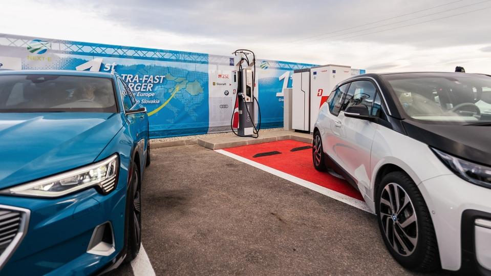L. Mikuláš: Rýchlonabíjaciu stanicu pre elektromobily postavia v centre mesta