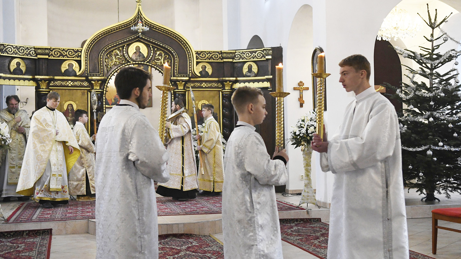 Pravoslávni veriaci na Slovensku začínajú sláviť Vianoce 6. januára