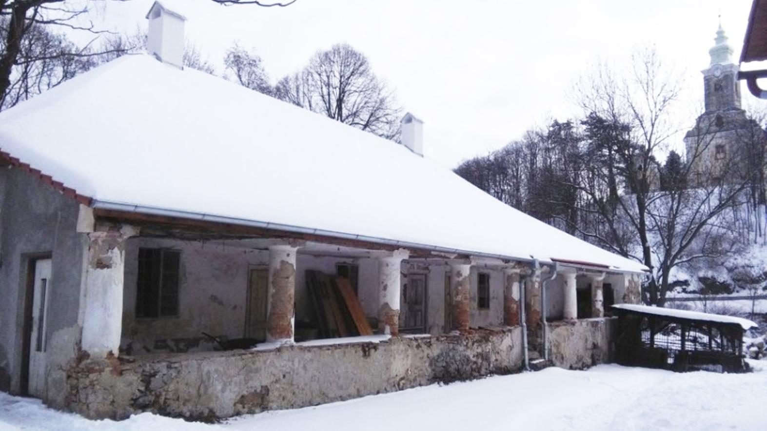 Fara A. Kmeťa má novú strechu, nasledovať by mal jej pamiatkový výskum