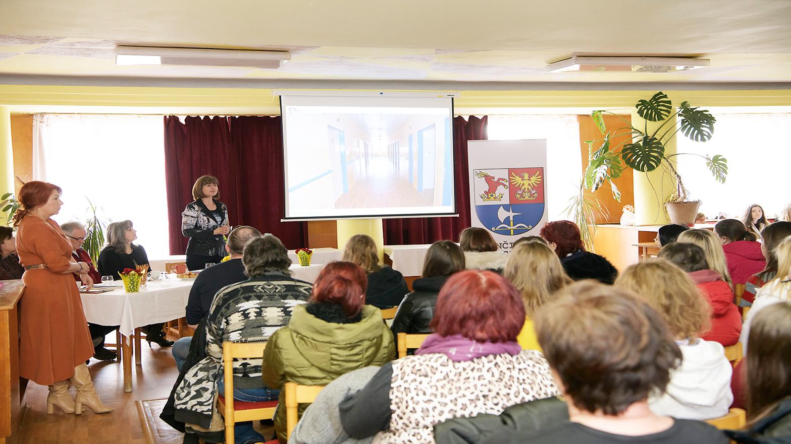 Prvá Stredná zdravotnícka škola na hornej Nitre bude sídliť v Prievidzi