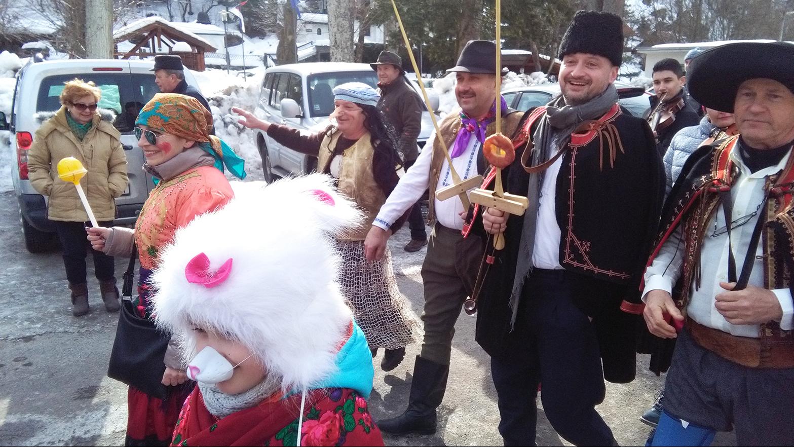 Špania Dolina: Fašiangové zvyky predvádzali folkloristi z iných obcí