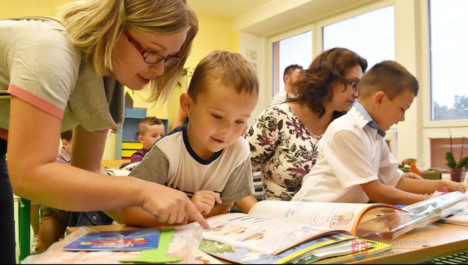 EK poukázala na rozdiely vo výsledkoch žiakov na východe a západe SR