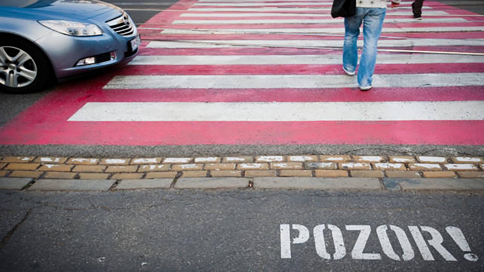 Polícia: Pre žiakov vyhlásila dve preventívne súťaže, vyhrať môžu aj "vodičák"
