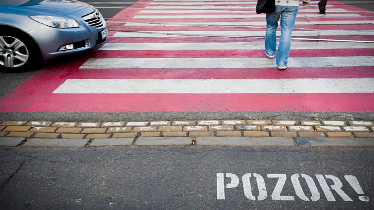 Polícia: Pre žiakov vyhlásila dve preventívne súťaže, vyhrať môžu aj "vodičák"
