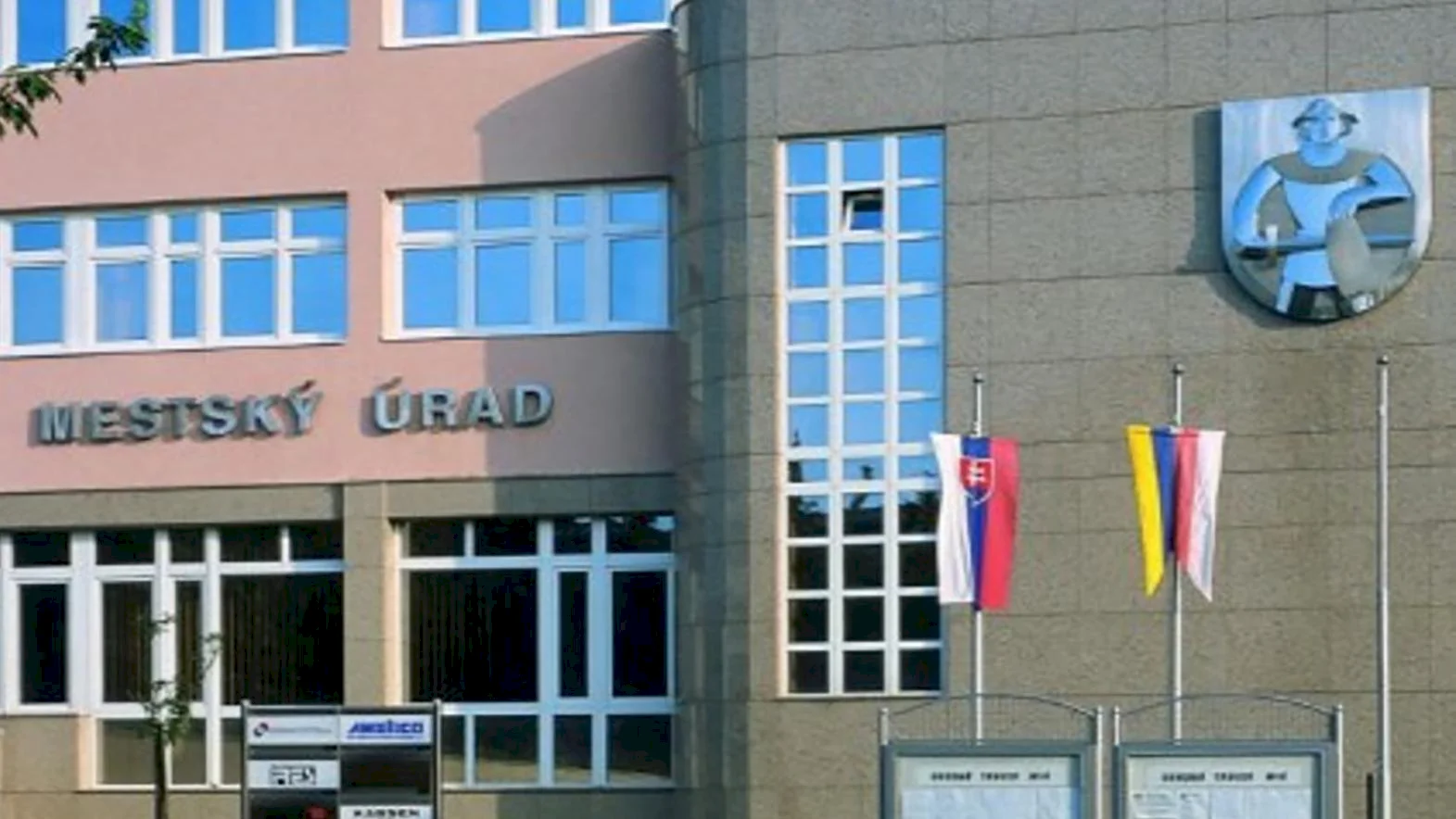 Starostovia a primátori okresu rokovali o SOÚ aj o financovaní školstva