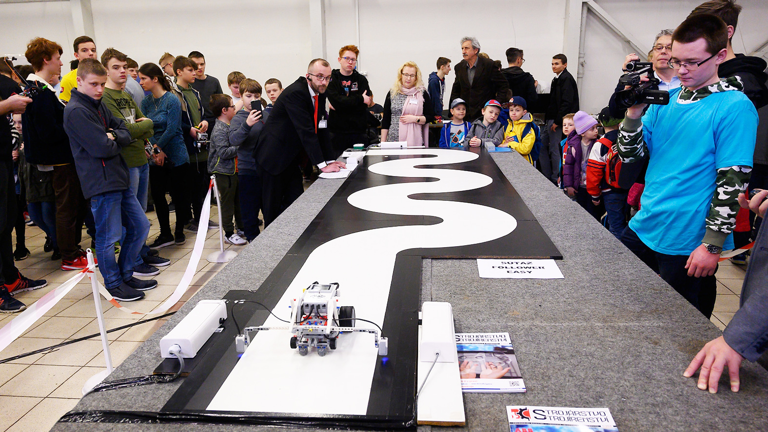 Na Trenčianskom robotickom dni si zmeralo sily rekordné  množstvo súťažiacich