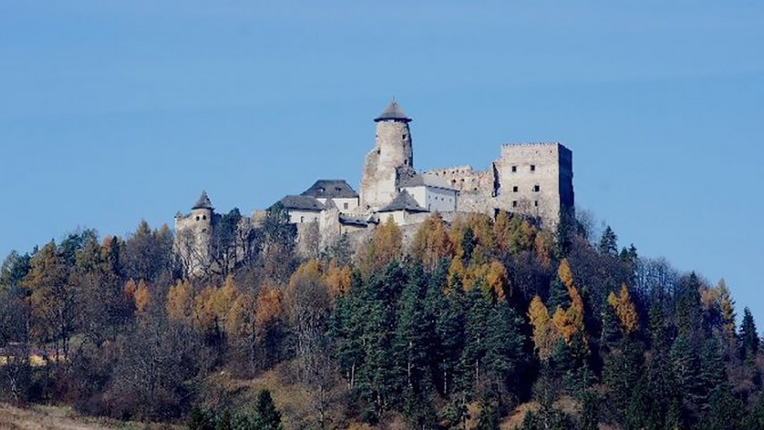 V Pieninách i na hrade štartuje letná turistická sezóna