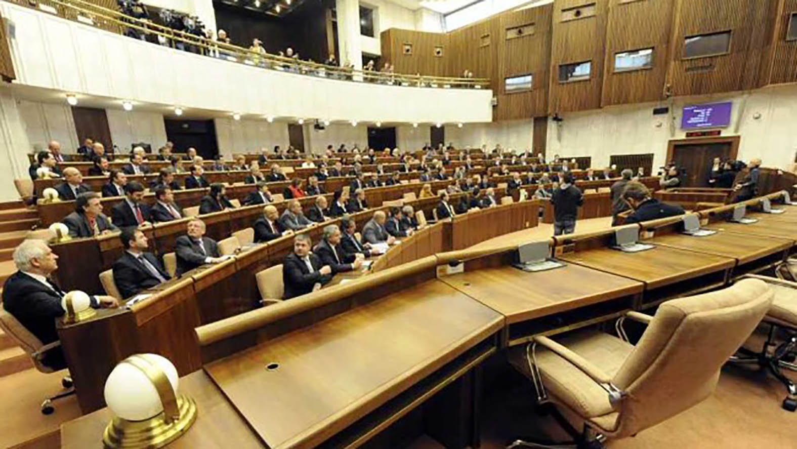 Vysokoškoláci majú viac ako 2 týždne na prihlásenie sa na stáž v parlamente