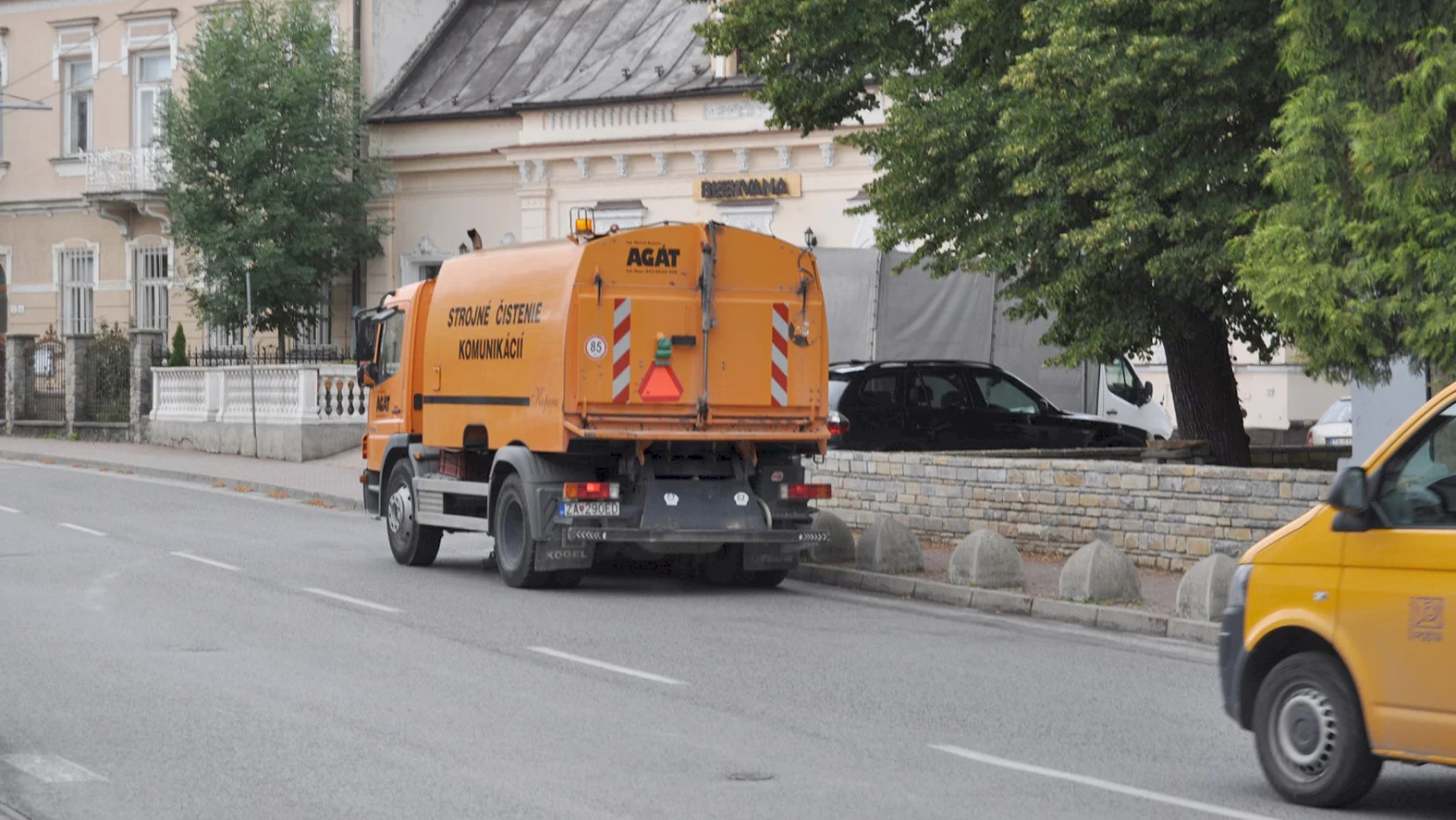 Prehľad letnej údržby a komunálnych služieb je dostupný na internetovej stránke