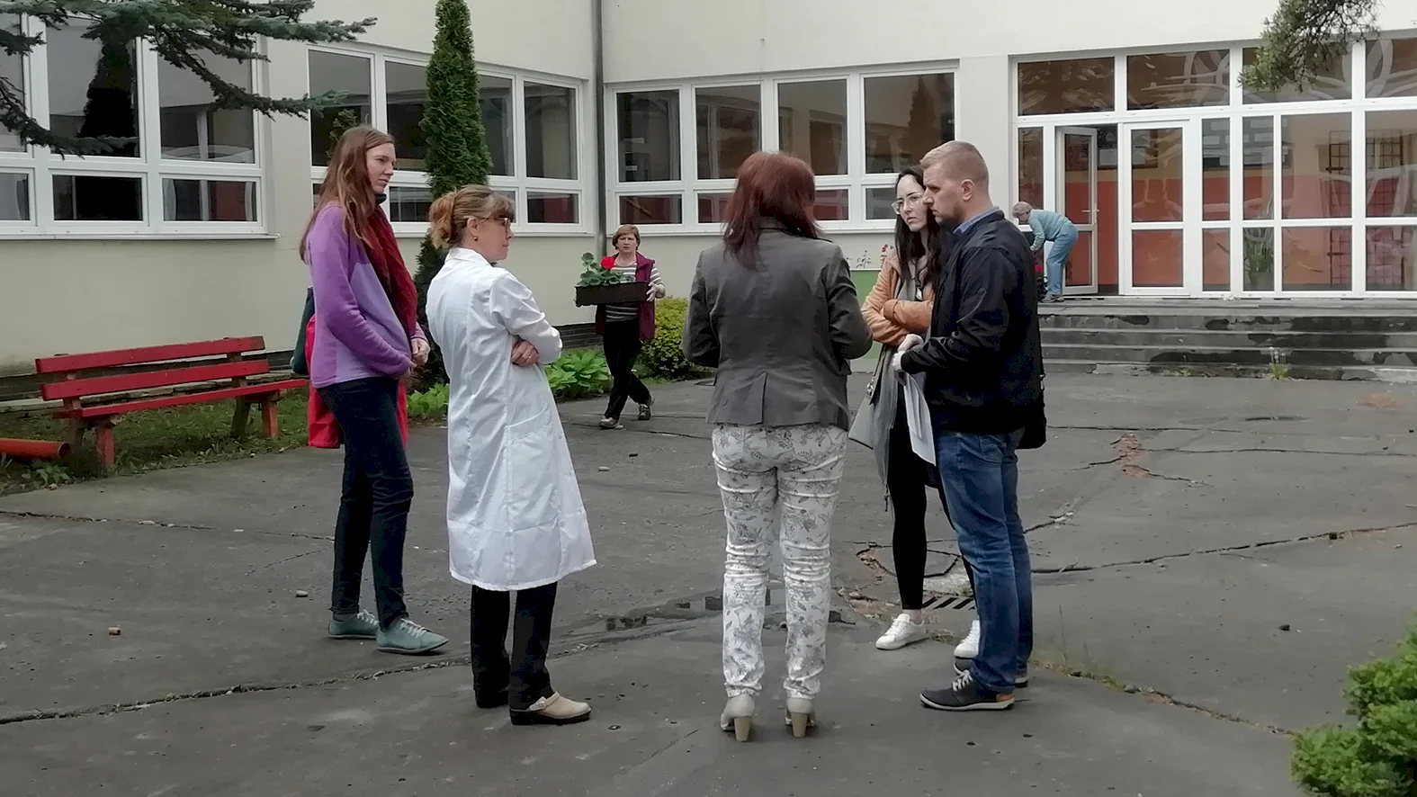 V átriu školy v Poprade vytvoria jazierko a zvýšia biodiverzitu