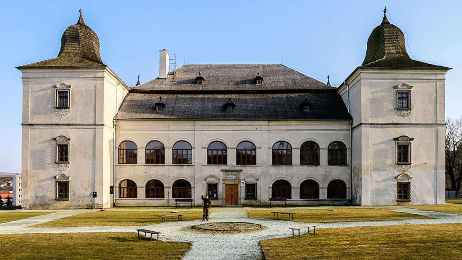 Kaštieľ Hanušovce má poľovnícku expozíciu, uvidí ju dcéra grófa Dessewffyho