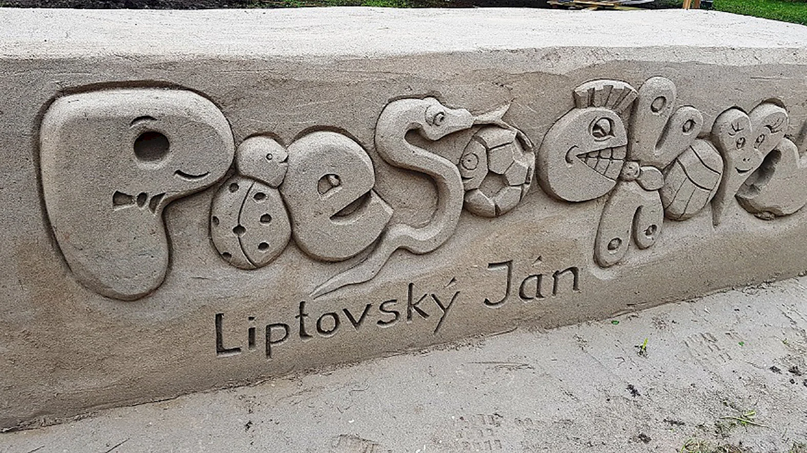 Na Liptove majú obrovitánske pieskové sochy