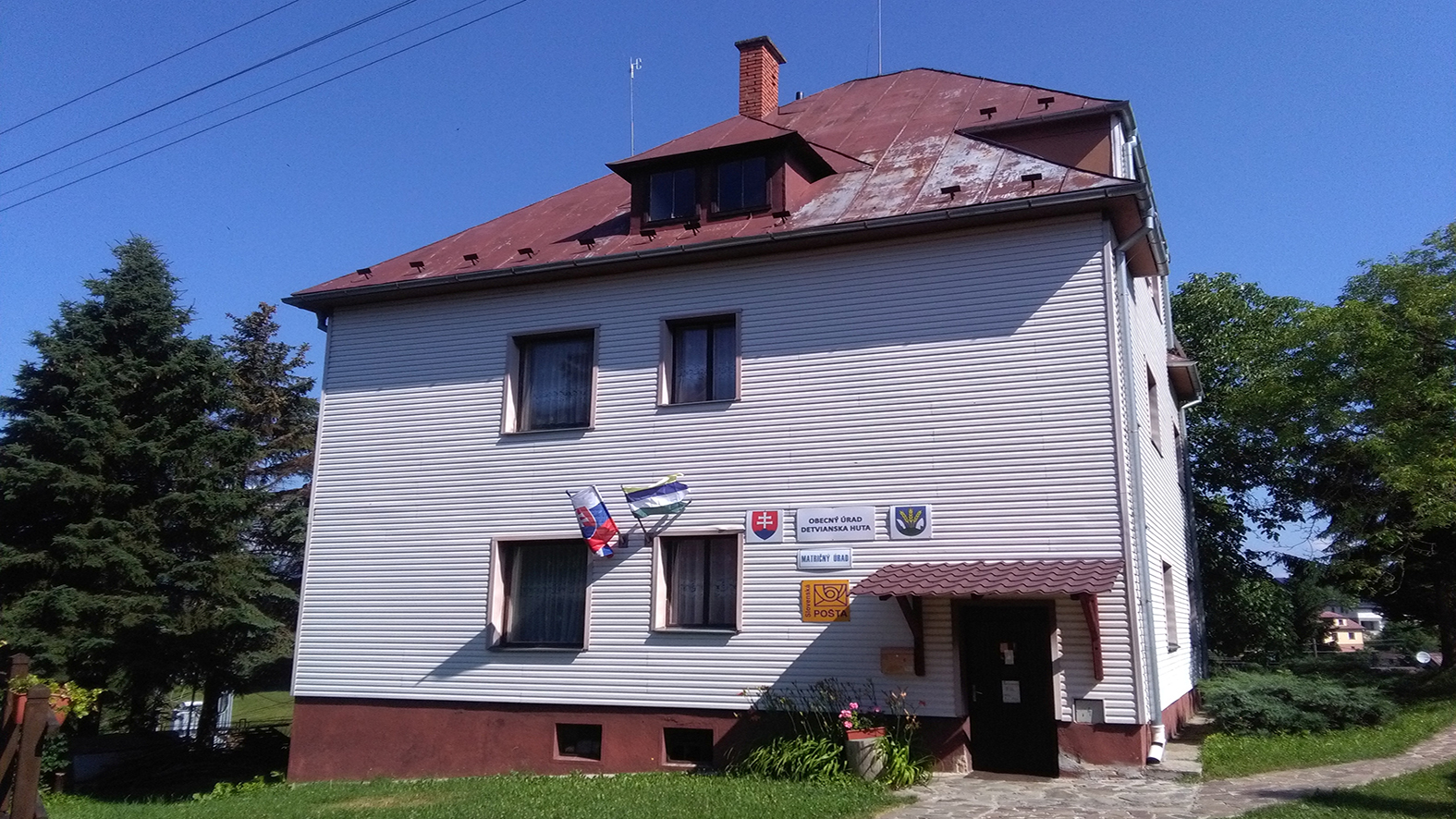 Obecný úrad chcú prestavať na bytovku, administratíva bude v škole