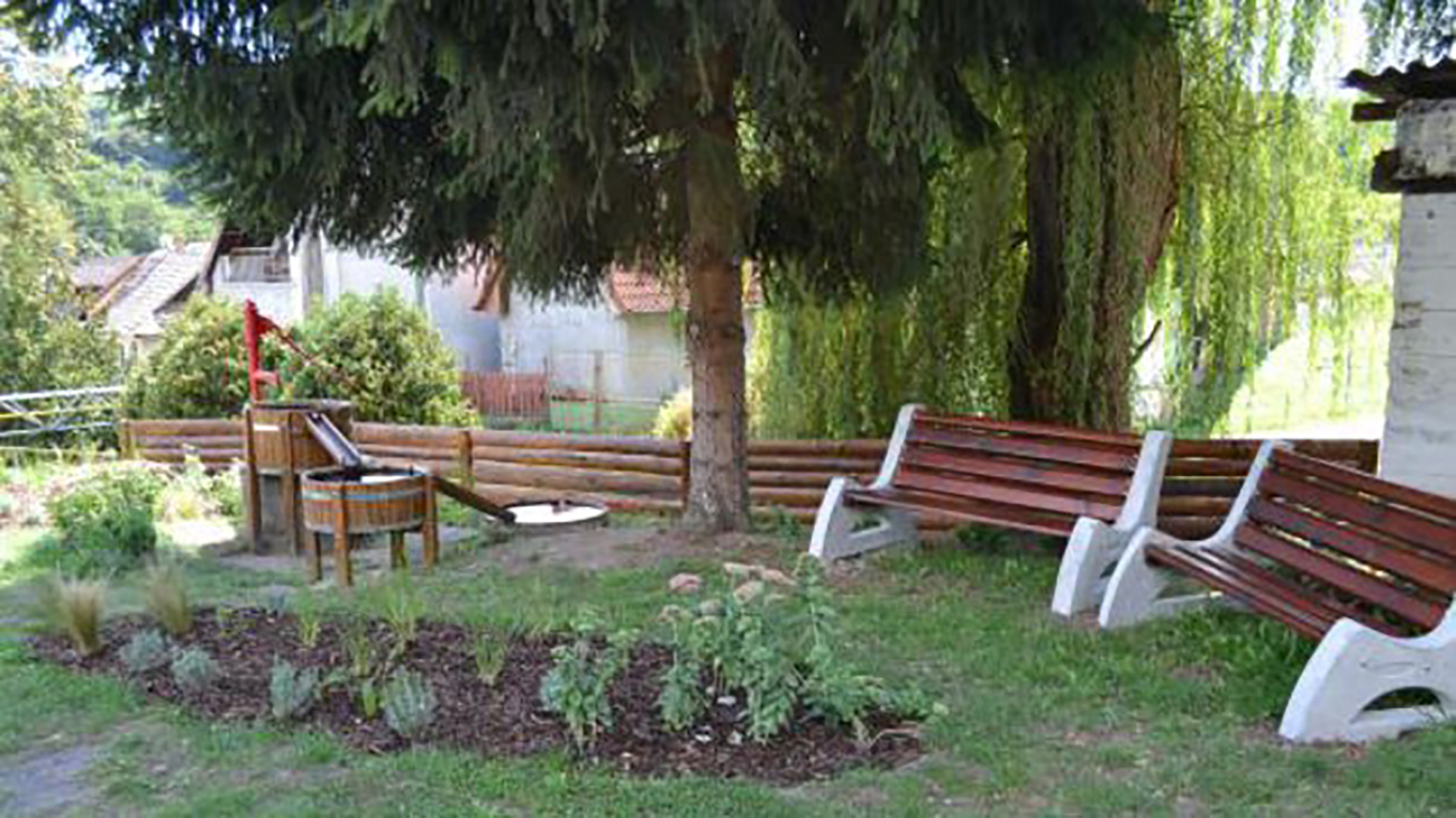 Na náučnom chodníku v Horšianskej doline vznikol nový oddychový priestor