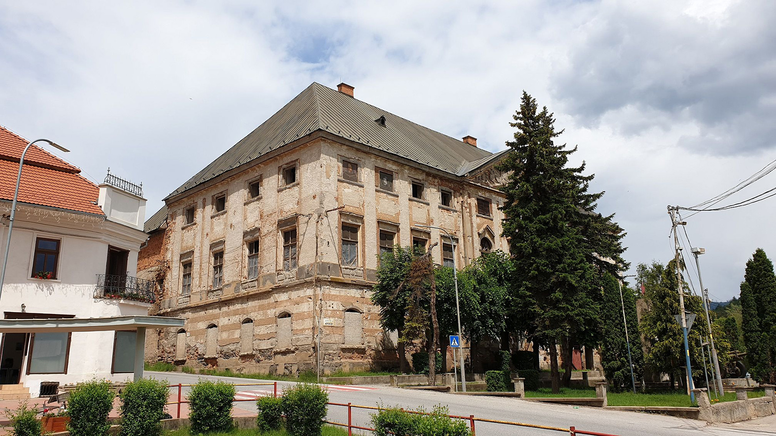 Coburgovský kaštieľ tohto roku opravuje 15 nezamestnaných