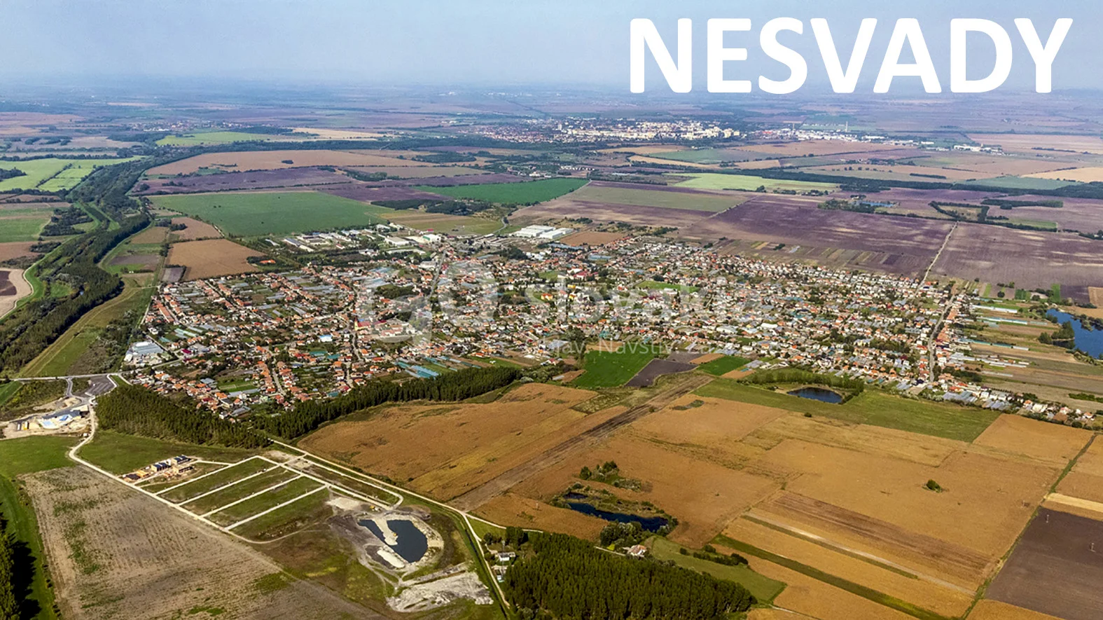 Vláda SR: Z obce Nesvady by sa od 1. januára 2020 malo stať mesto